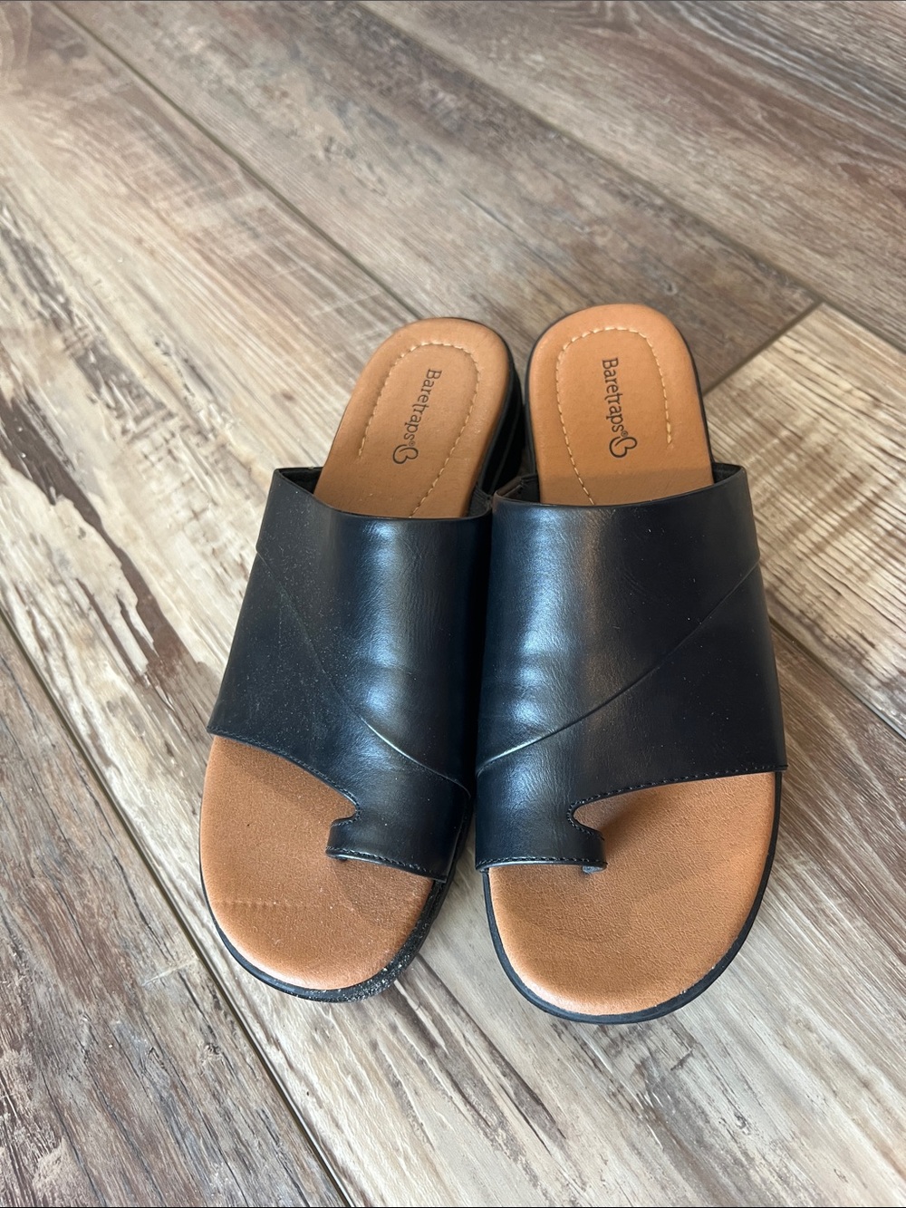 BareTraps Black Slip-On Toe Loop Mules